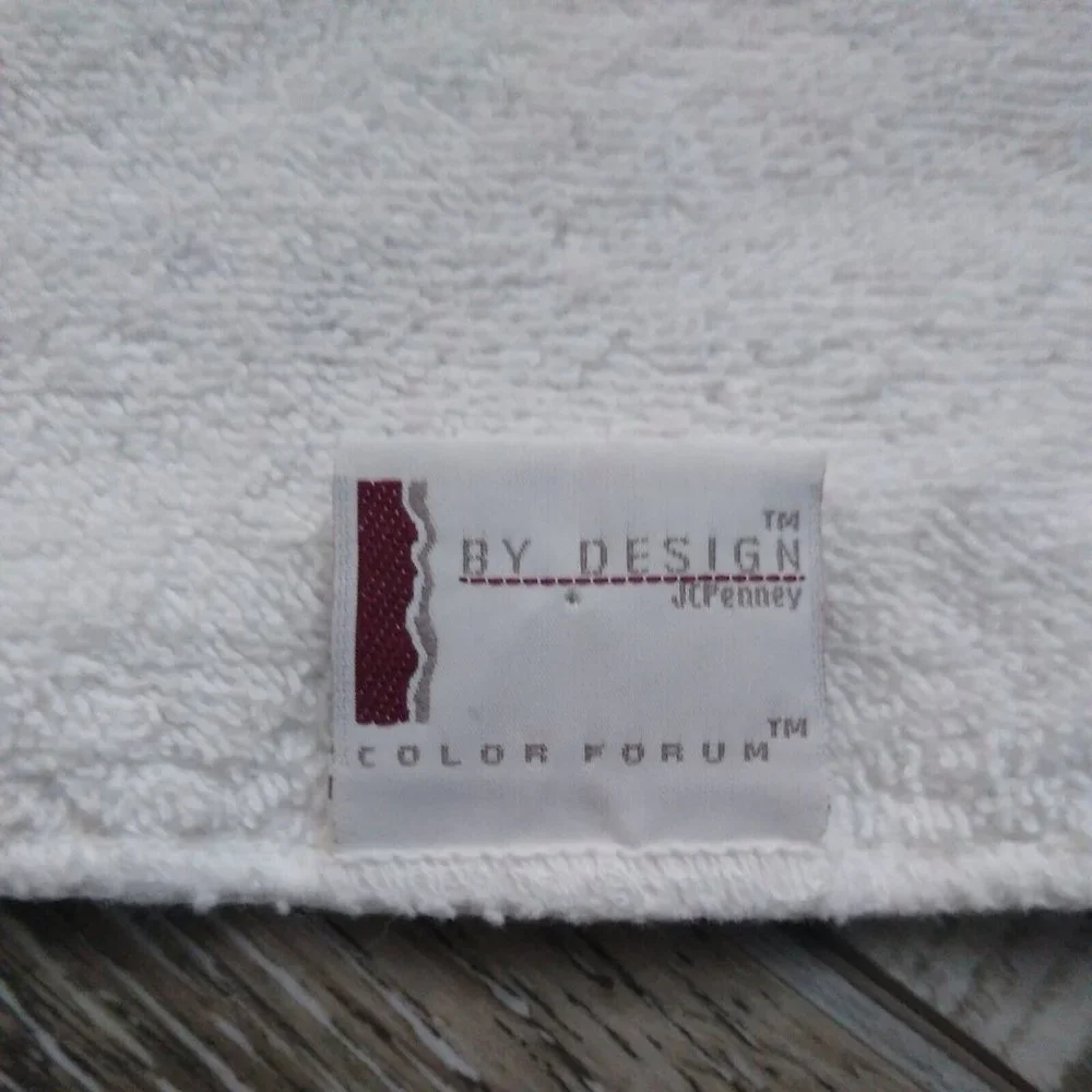 Vintage Bathroom Guest Towel W Washcloth Lotus Flower Pink Blue Black JC Penney
